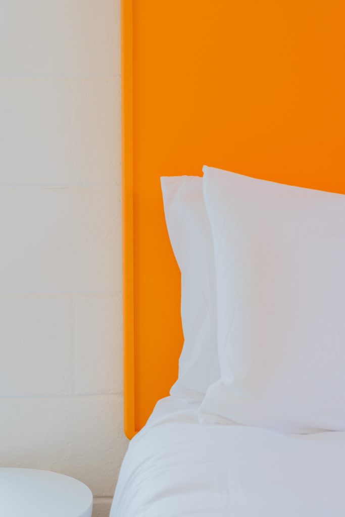 Classic Queen — Orange photo 5