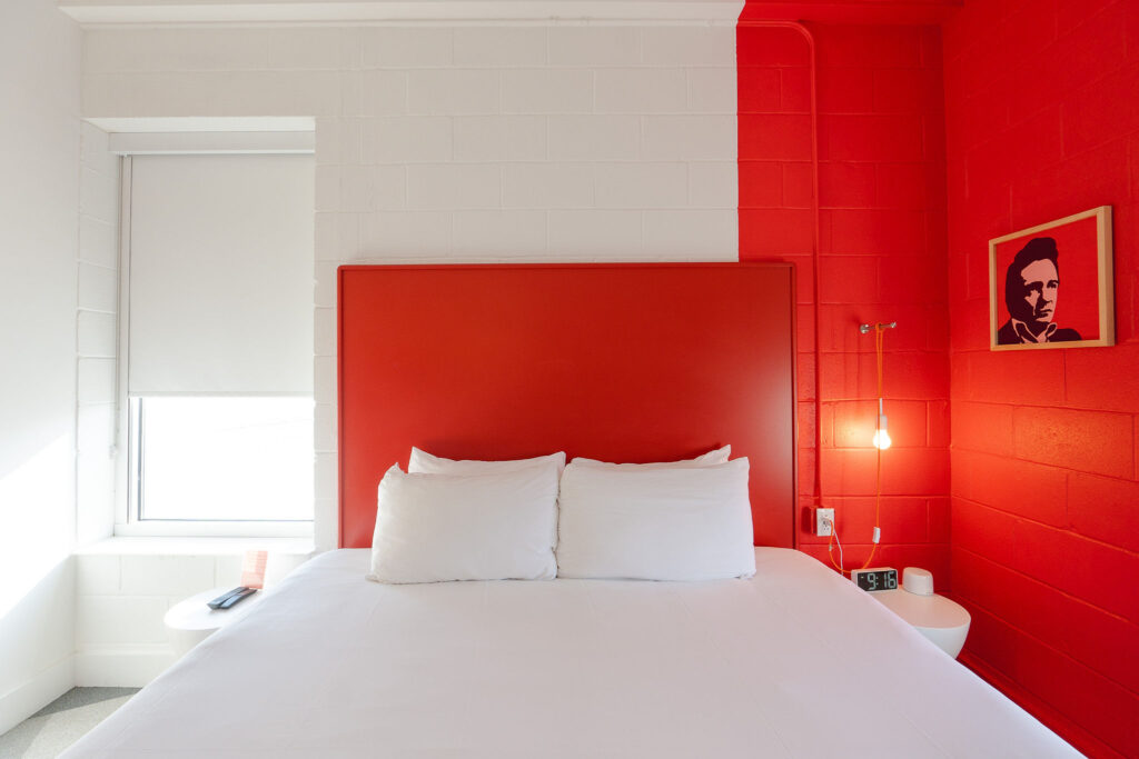 Classic King — Red photo 2