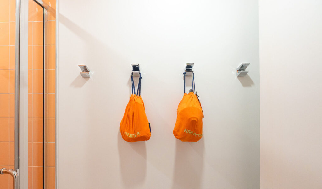 Classic Queen — Orange photo 9