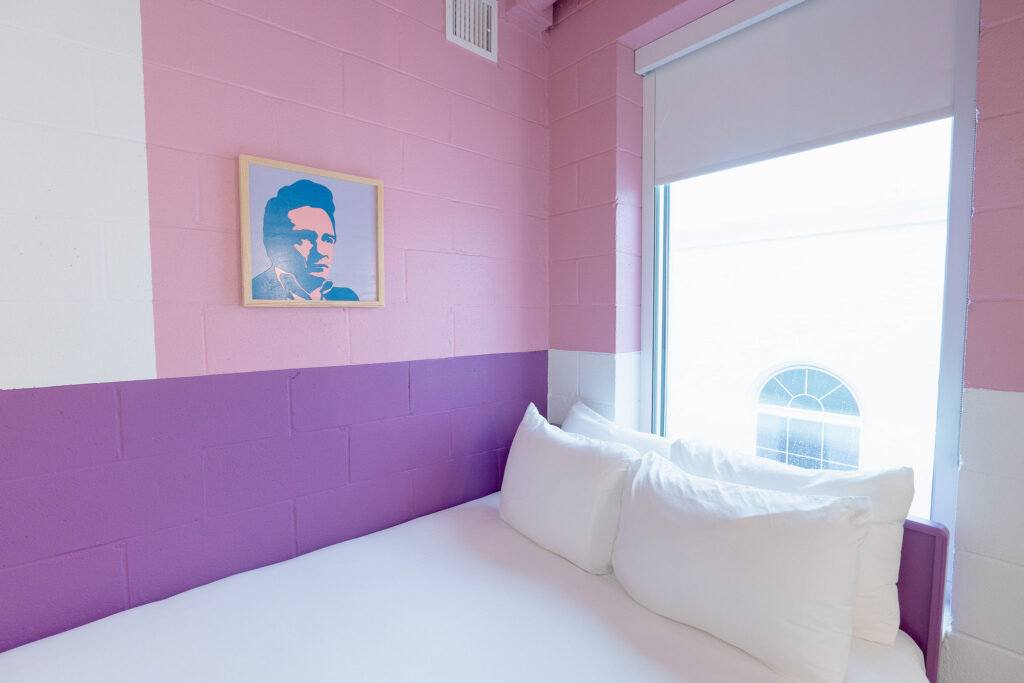 Classic Queen — Pink & Purple photo 8