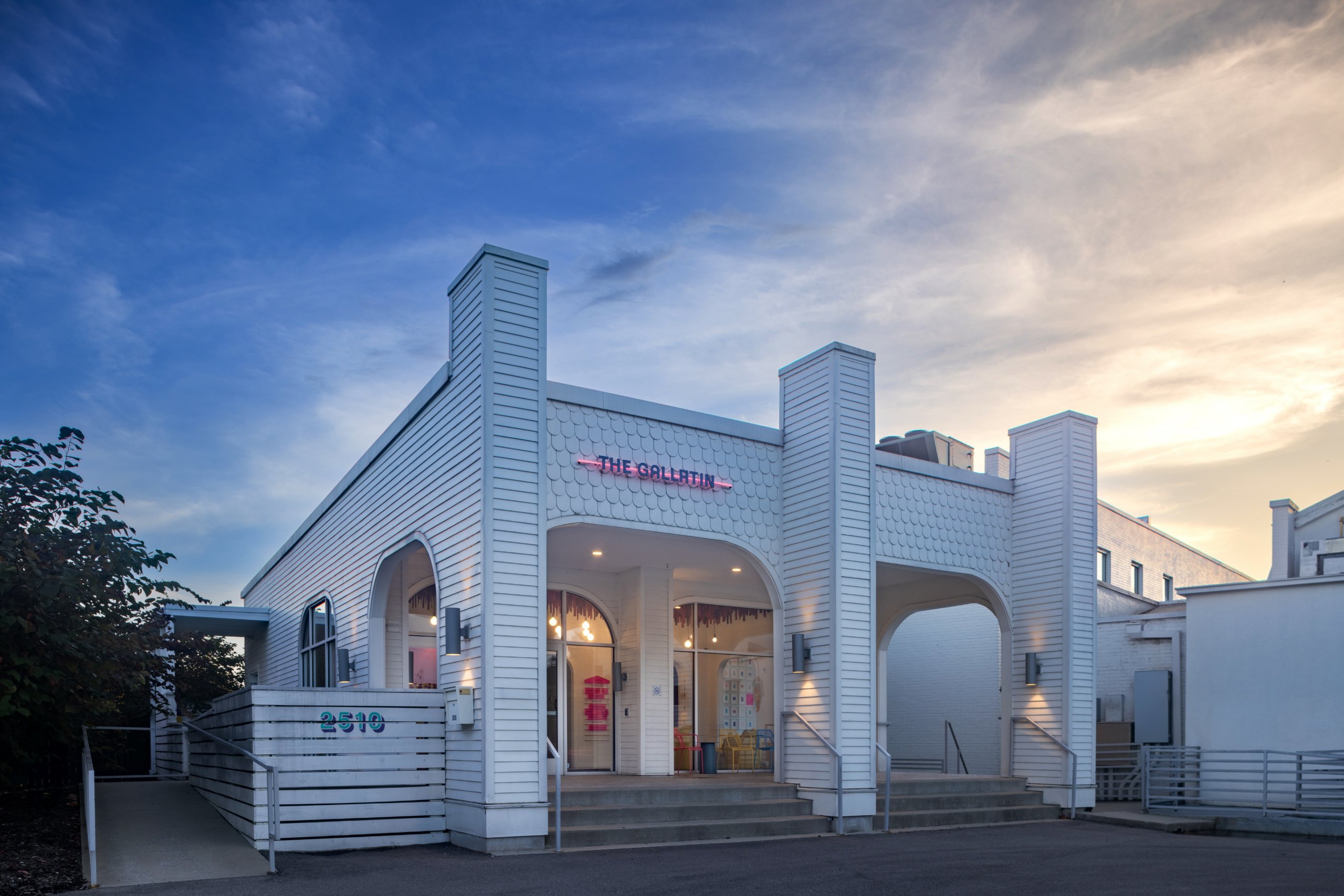The Gallatin Hotel exterior, arched entrance in East Nashville